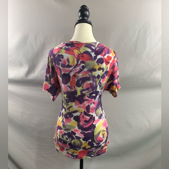 Low Cut Floral Top By Velvet - Picture 4 of 6